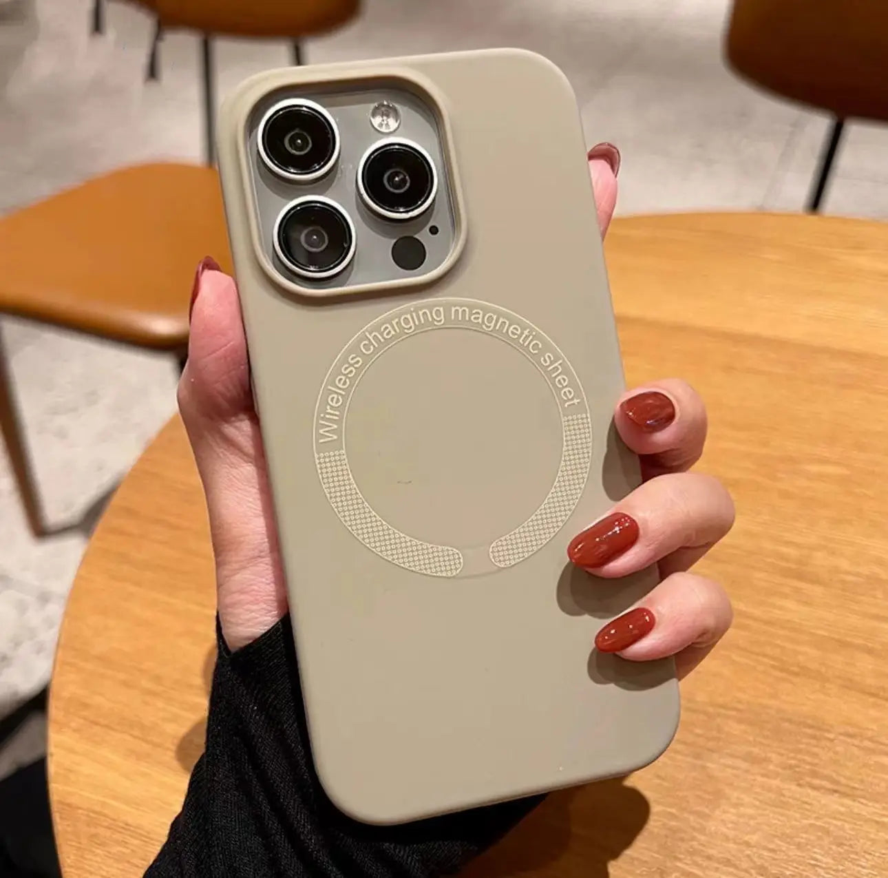 Lumara - Coque MagSafe pour iPhone - MagSafe en toute élégance