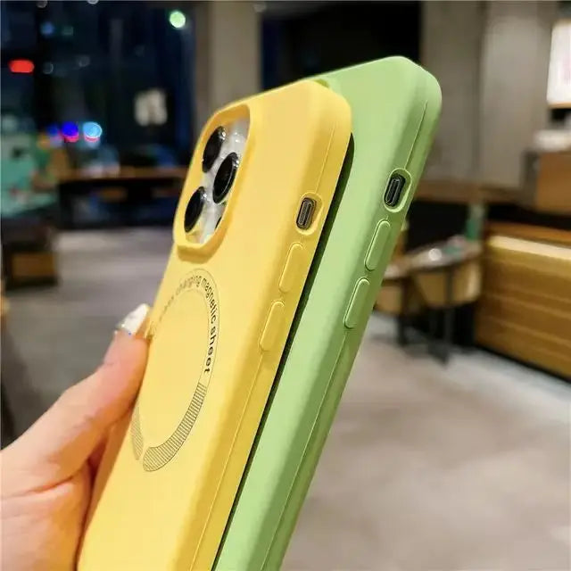 Lumara - Coque MagSafe pour iPhone - MagSafe en toute élégance